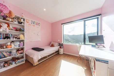 Photo of property in 99 Downing Street, Crofton Downs, Wellington, 6035