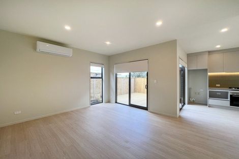 Photo of property in 46a Tiroroa Avenue, Te Atatu South, Auckland, 0610