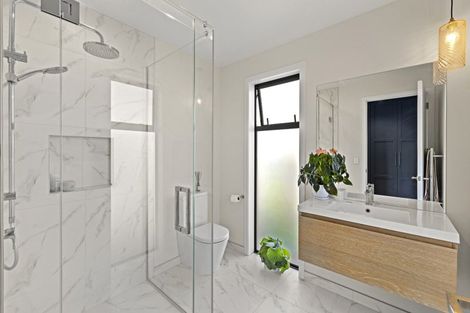 Photo of property in 3 Waipatukahu Lane, Raglan, 3225