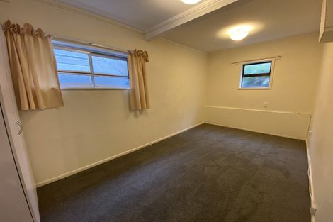 Photo of property in 37 Moa Point Road, Moa Point, Wellington, 6022