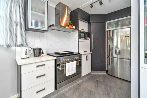 Photo of property in 22 Old Wairoa Road, Papakura, 2110