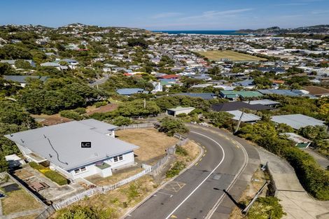 Photo of property in 154 Totara Road, Miramar, Wellington, 6022