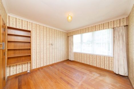 Photo of property in 2 York Place, Awapuni, Palmerston North, 4412