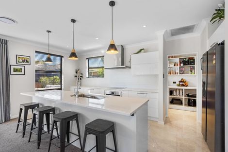 Photo of property in 16 Augustine Drive, Aidanfield, Christchurch, 8025