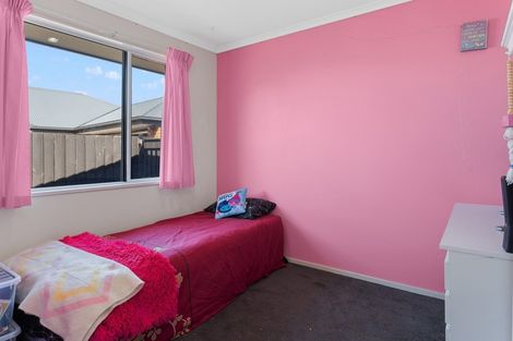 Photo of property in 10b Manahi Place, Woodend, 7610