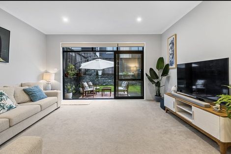 Photo of property in 8 Killick Place, Long Bay, Auckland, 0630