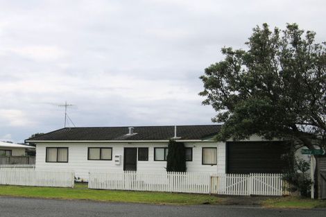 Photo of property in 16 Ruby Cove, Omaha, 0986