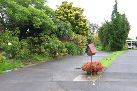 Photo of property in 2/60 Aurea Avenue, Pakuranga, Auckland, 2010