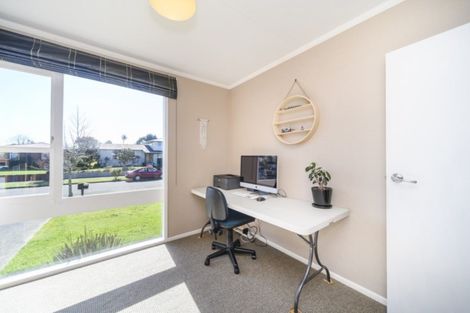 Photo of property in 10 Frimley Street, Awapuni, Palmerston North, 4412