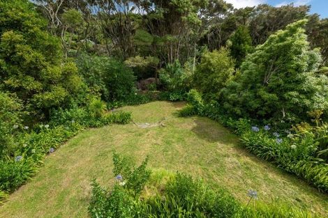 Photo of property in 7 Tranquil Glade, Hillcrest, Auckland, 0627