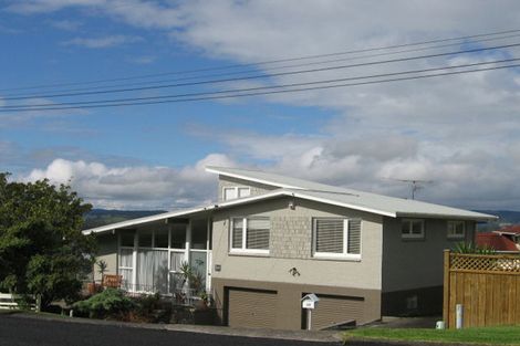 Photo of property in 23 View Road, Shelly Park, Auckland, 2014