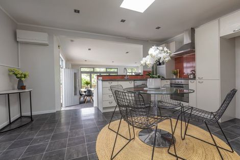 Photo of property in 241 Middleton Road, Glenside, Wellington, 6037