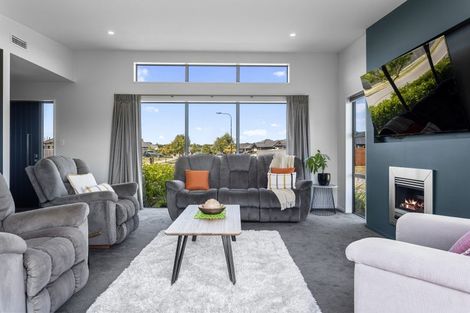 Photo of property in 2 Benjes Place, Woodend, 7610