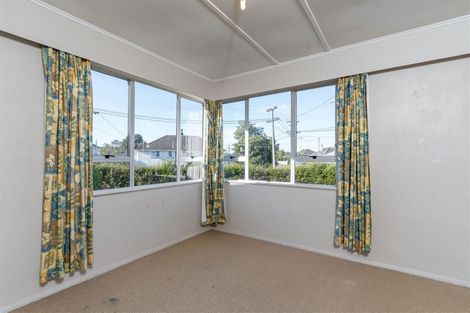 Photo of property in 1 Montgomery Place, Lansdowne, Masterton, 5810