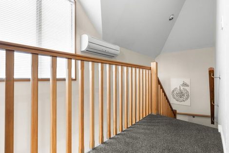 Photo of property in 1 Ryeland Avenue, Ilam, Christchurch, 8041