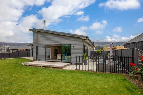 Photo of property in 16 Arion Court, Mount Pisa, Cromwell, 9383