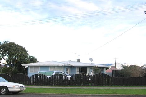 Photo of property in 20 Temuera Street, Otaki, 5512