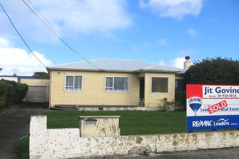 Photo of property in 69 Whites Line East, Waiwhetu, Lower Hutt, 5010