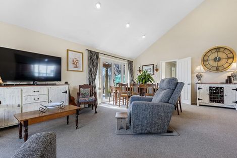 Photo of property in 10 Mcmahon Drive, Aidanfield, Christchurch, 8025