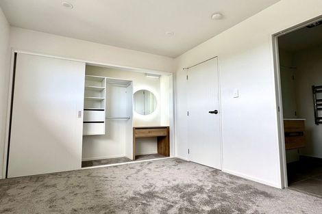 Photo of property in 8/26 Buscomb Avenue, Henderson, Auckland, 0610