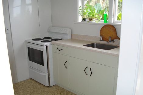 Photo of property in 4 Sunglow Avenue, Melrose, Wellington, 6023