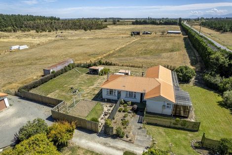 Photo of property in 1887 Bealey Road, Darfield, Christchurch, 7671