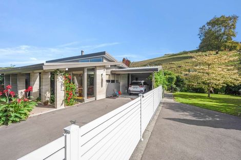 Photo of property in 72 Puketapu Road, Taradale, Napier, 4112