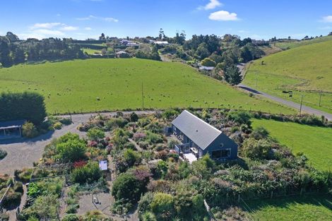 Photo of property in 1/102 Beach Road, Awamoa, Oamaru, 9495