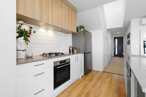 Photo of property in 2/102 Swayne Road, Cambridge, 3434