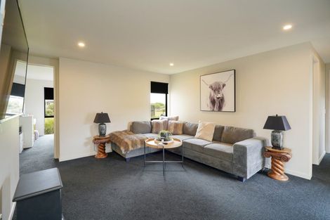 Photo of property in 14 Kakariki Way, Otatara, Invercargill, 9879