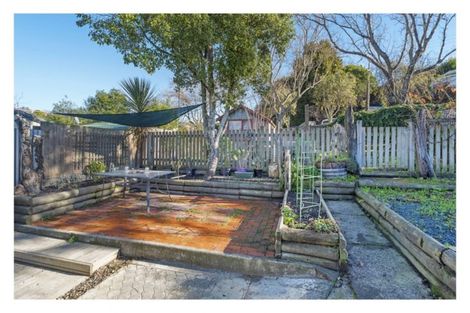 Photo of property in 5 Rentone Street, Stepneyville, Nelson, 7010