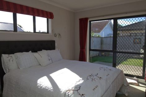 Photo of property in 43 Bowen Street, Levin, 5510