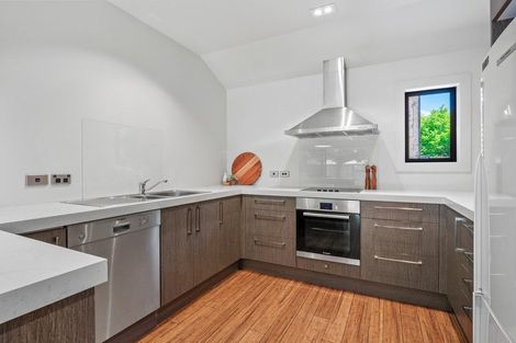 Photo of property in 32 Quill Street, Lake Hayes, Queenstown, 9304