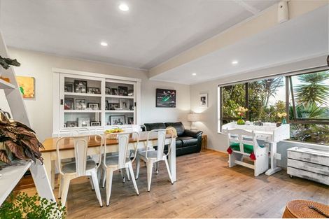 Photo of property in 12 Valerie Crescent, Okura, Albany, 0792