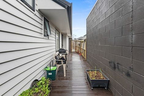 Photo of property in 49 Matata Drive, Takanini, 2112