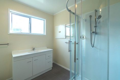 Photo of property in 100 Frankley Road, Frankleigh Park, New Plymouth, 4310