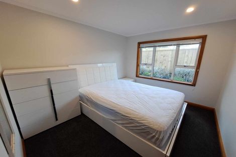 Photo of property in 137/1b Seaview Road, Westown, New Plymouth, 4310