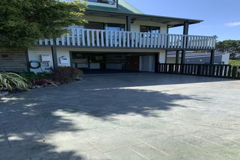 Photo of property in 14 Marjory Close, Broadmeadows, Wellington, 6035