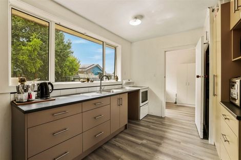 Photo of property in 570b Pages Road, Bexley, Christchurch, 8061