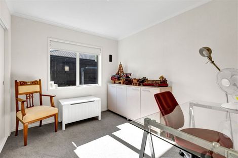 Photo of property in 18a Jules Crescent, Bell Block, New Plymouth, 4312