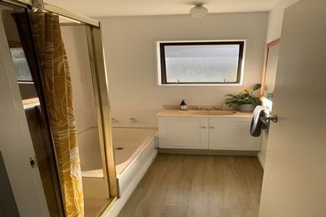 Photo of property in 1 Swithland Place, Avonhead, Christchurch, 8042