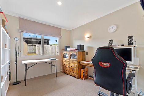 Photo of property in 47 Hamon Place, Pukehangi, Rotorua, 3015