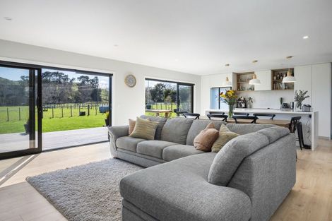 Photo of property in 336 Valley Road, Colyton, 4775