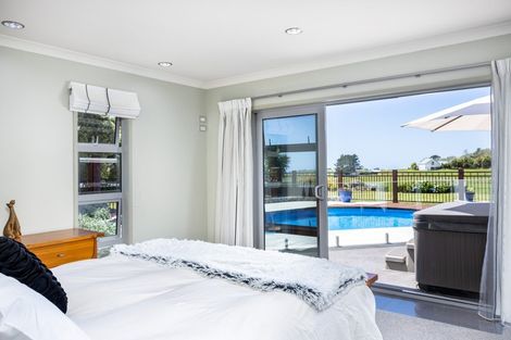 Photo of property in 848a Carrington Road, Hurworth, New Plymouth, 4371