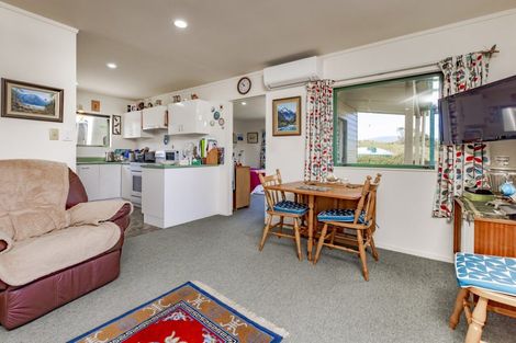 Photo of property in 92 Bays Road, Orere Point, Papakura, 2585