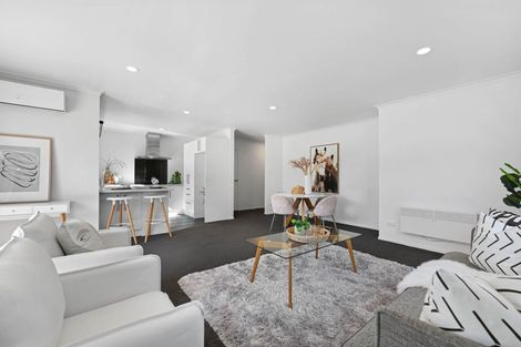 Photo of property in 2a Garnett Avenue, Forest Lake, Hamilton, 3200