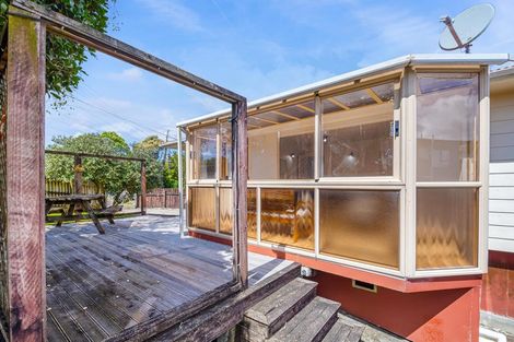 Photo of property in 101 Triangle Road, Massey, Auckland, 0614