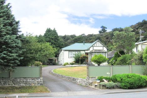 Photo of property in 120 Akatarawa Road, Birchville, Upper Hutt, 5018