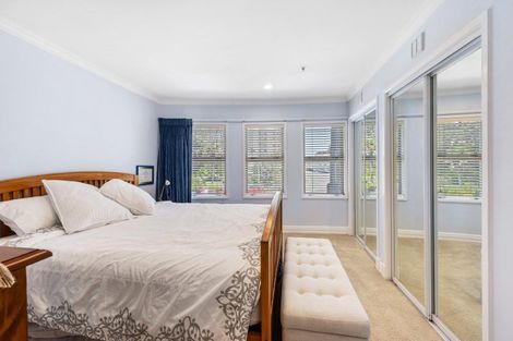Photo of property in 1c Queen Street, New Plymouth, 4310