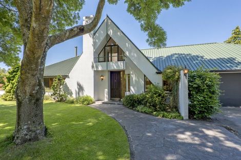 Photo of property in 13 Avoca Place, Darfield, 7510